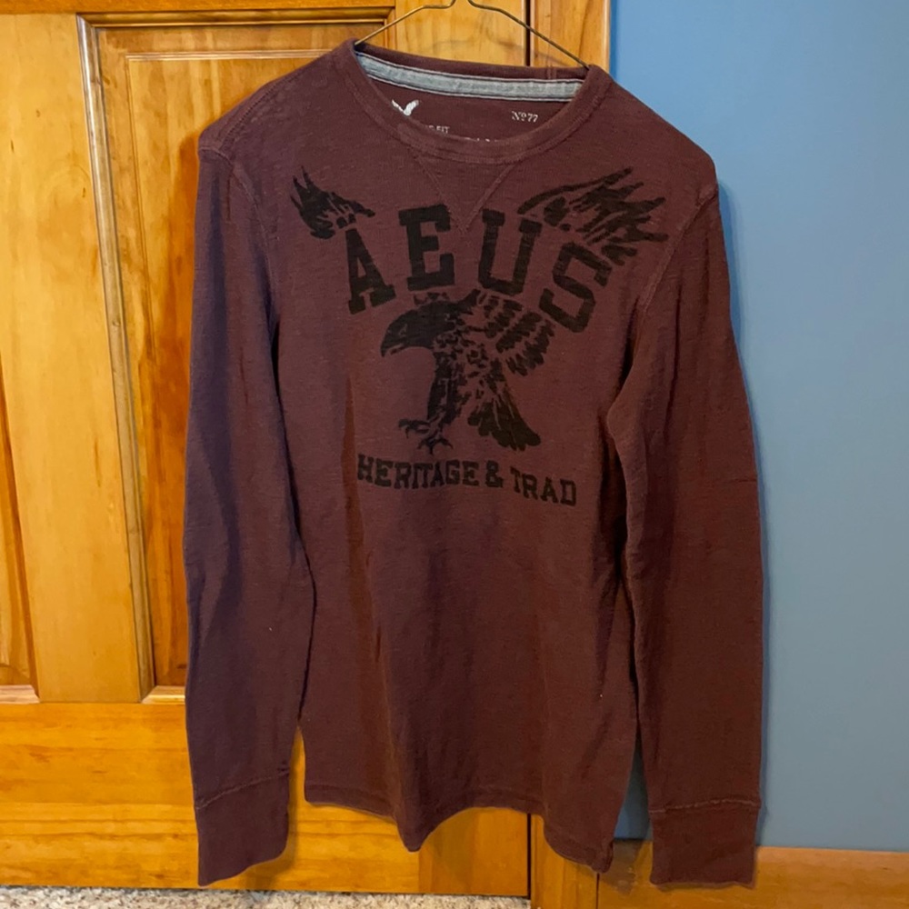 American Eagle men’s thermal shirt